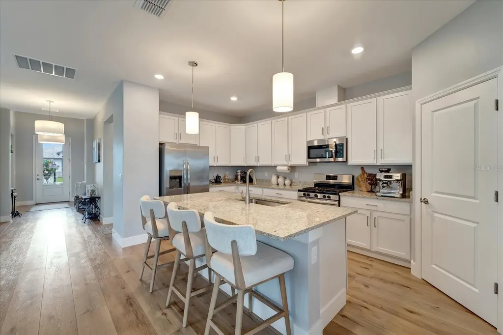 5327 Coral Reef Way Bradenton FL 34211