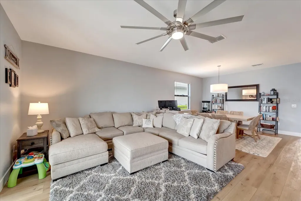 5327 Coral Reef Way Bradenton FL 34211