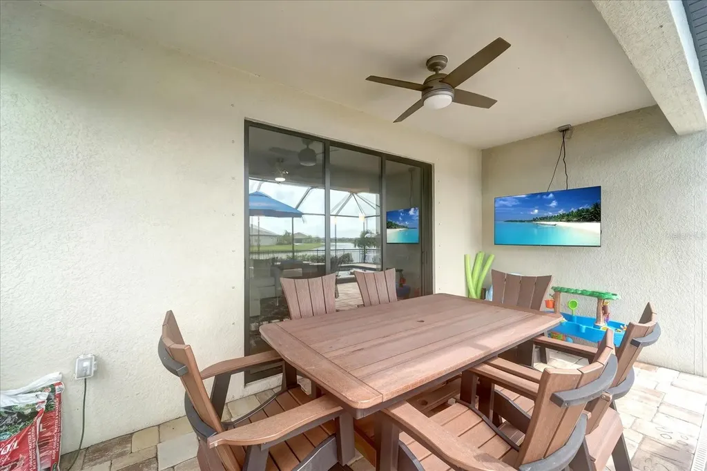 5327 Coral Reef Way Bradenton FL 34211