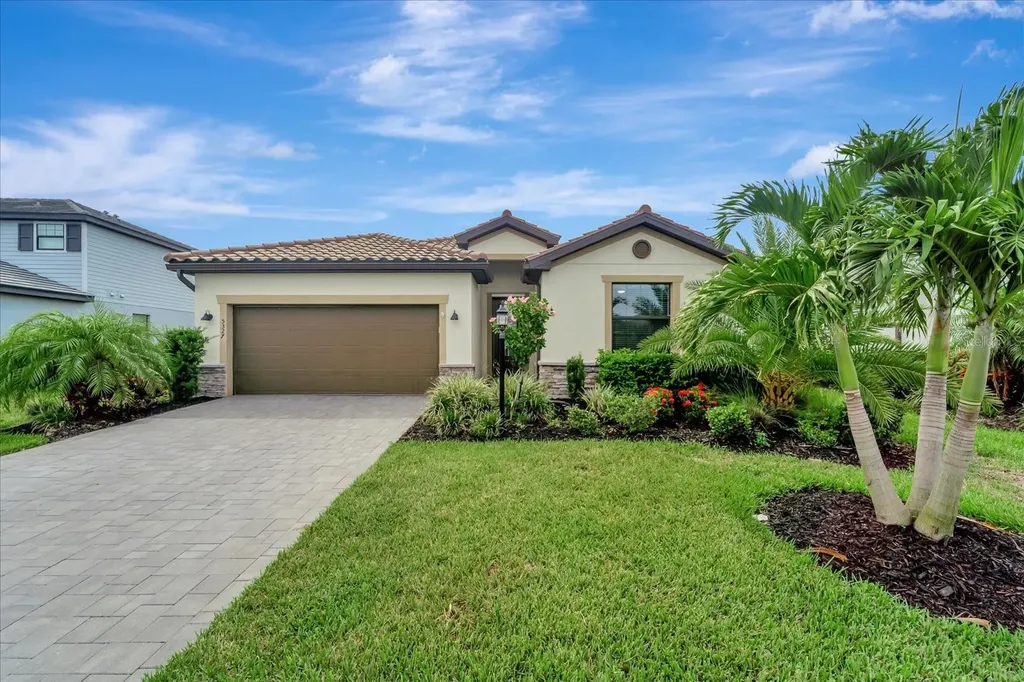 5327 Coral Reef Way Bradenton FL 34211