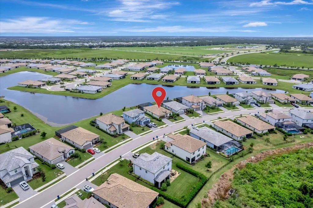 5327 Coral Reef Way Bradenton FL 34211