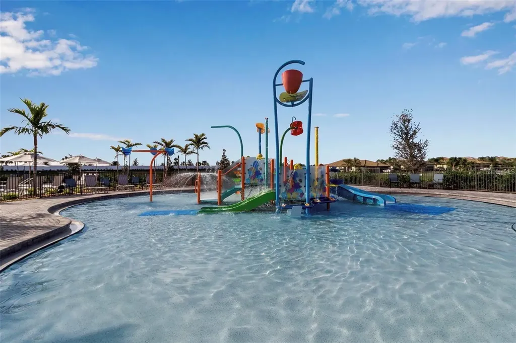 5327 Coral Reef Way Bradenton FL 34211