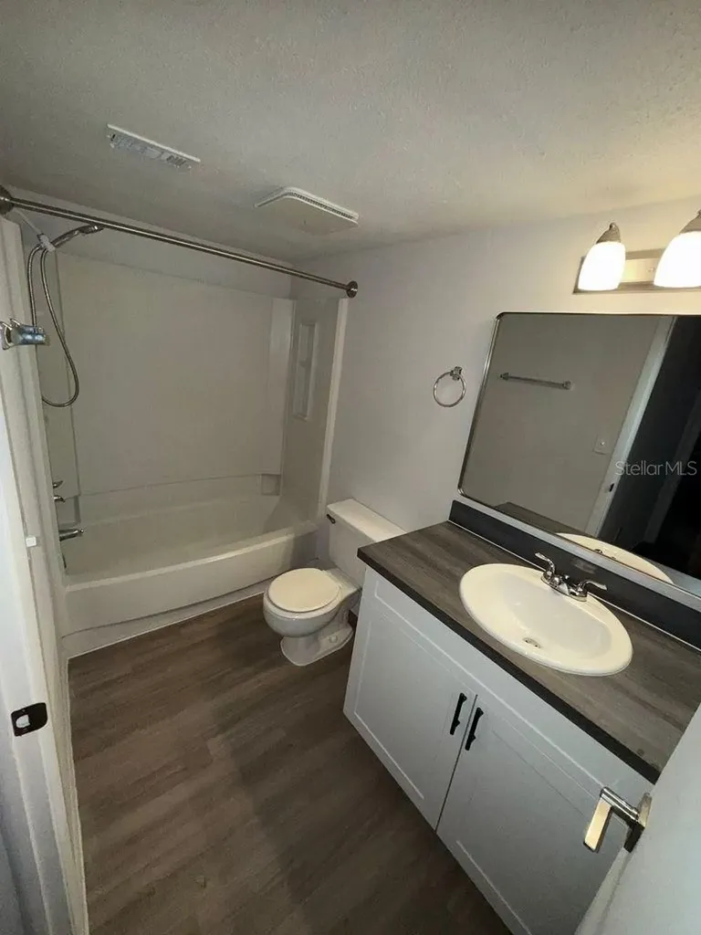 5313 Summerlin Road Fort Myers FL 33919