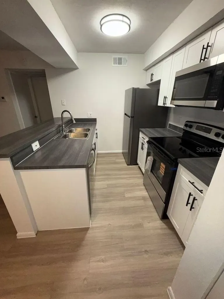 5313 Summerlin Road Fort Myers FL 33919