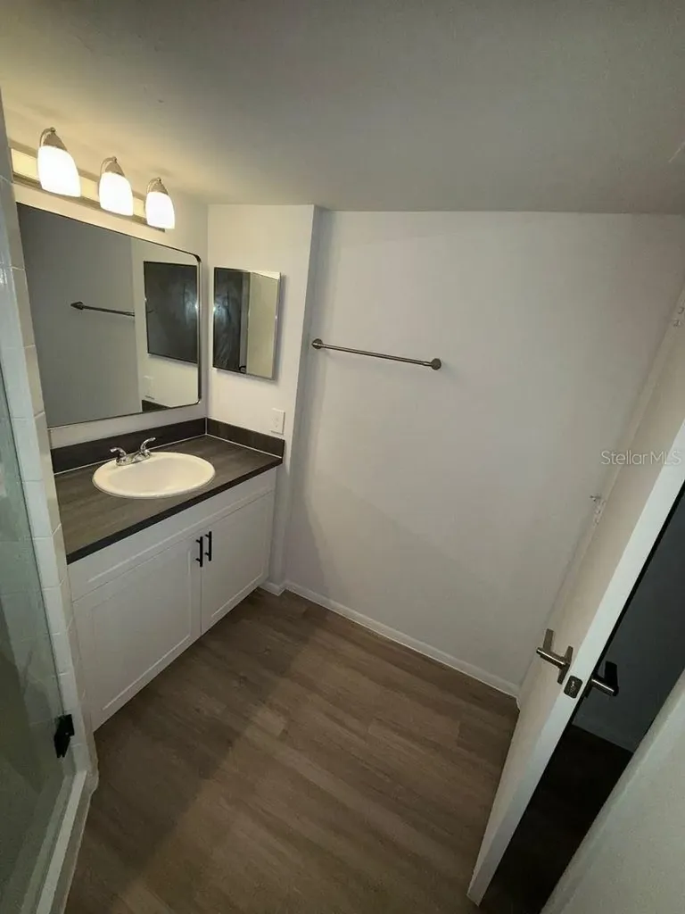 5313 Summerlin Road Fort Myers FL 33919