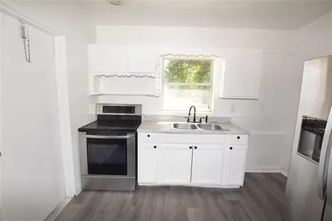 104 W Lancaster Road Orlando FL 32809