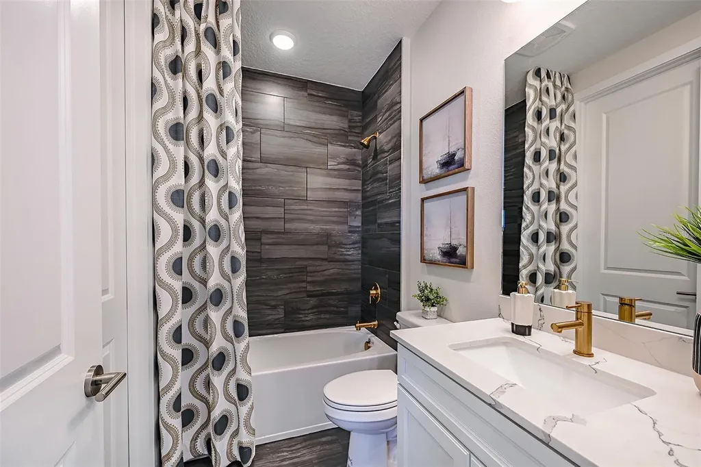 719 Maldives Trail Sarasota FL 34234