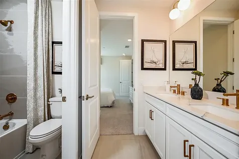 719 Maldives Trail Sarasota FL 34234