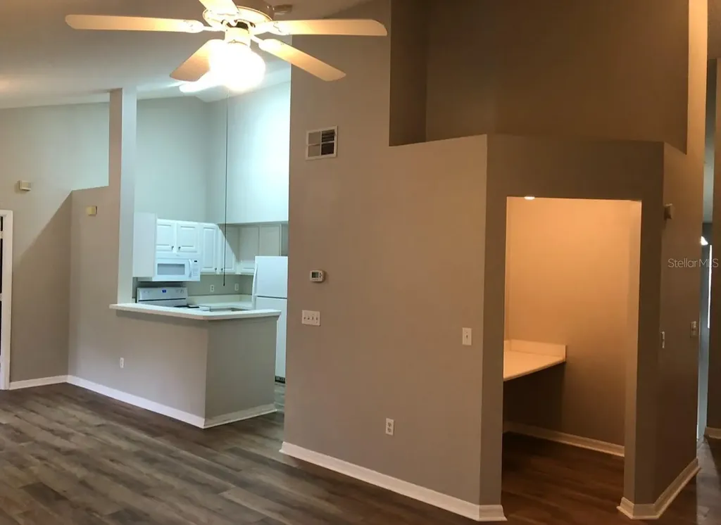 10000 SW 52nd Avenue Gainesville FL 32608
