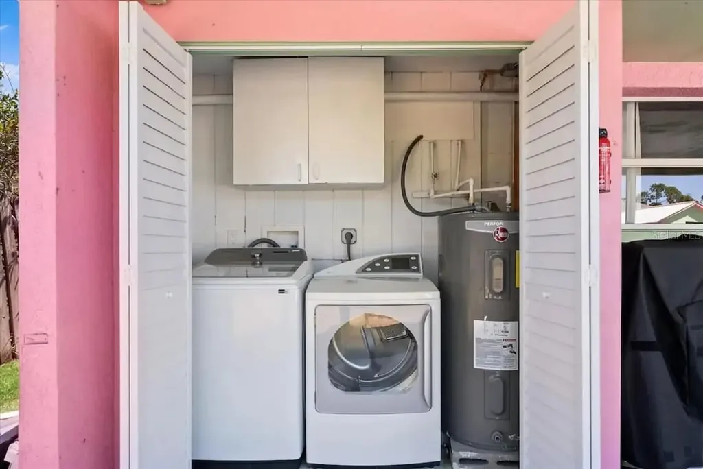 5332 Nutmeg Avenue Sarasota FL 34231