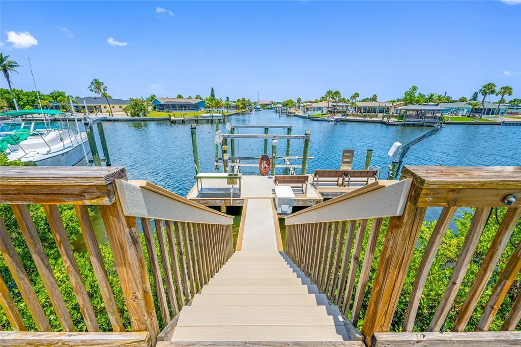 861 Symphony Isles Boulevard Apollo Beach FL 33572