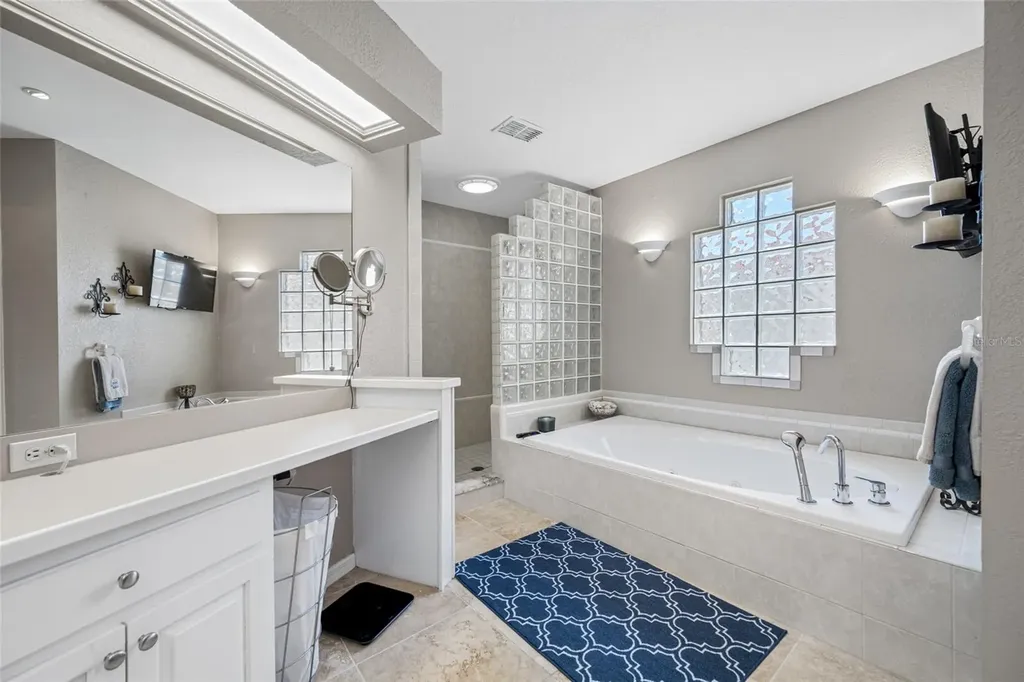 861 Symphony Isles Boulevard Apollo Beach FL 33572