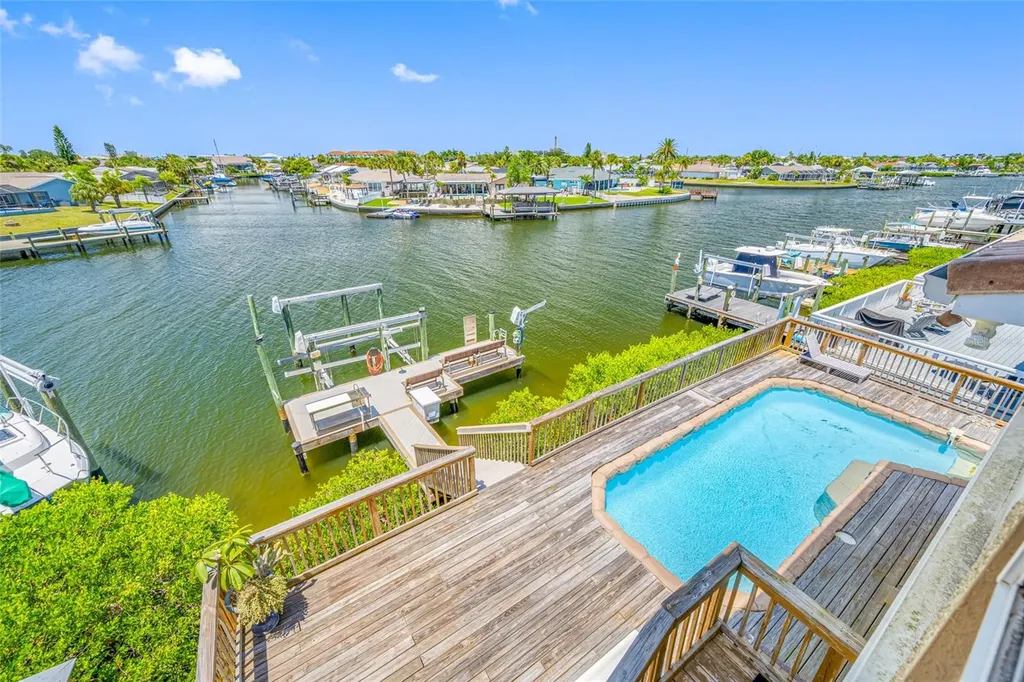 861 Symphony Isles Boulevard Apollo Beach FL 33572