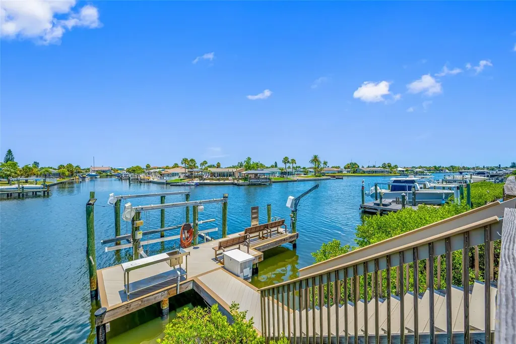 861 Symphony Isles Boulevard Apollo Beach FL 33572