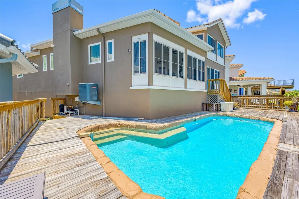 861 Symphony Isles Boulevard Apollo Beach FL 33572