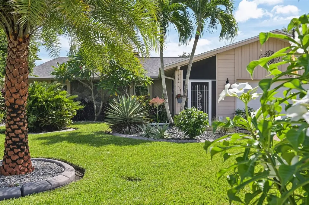 4959 Southern Wood Drive Sarasota FL 34241