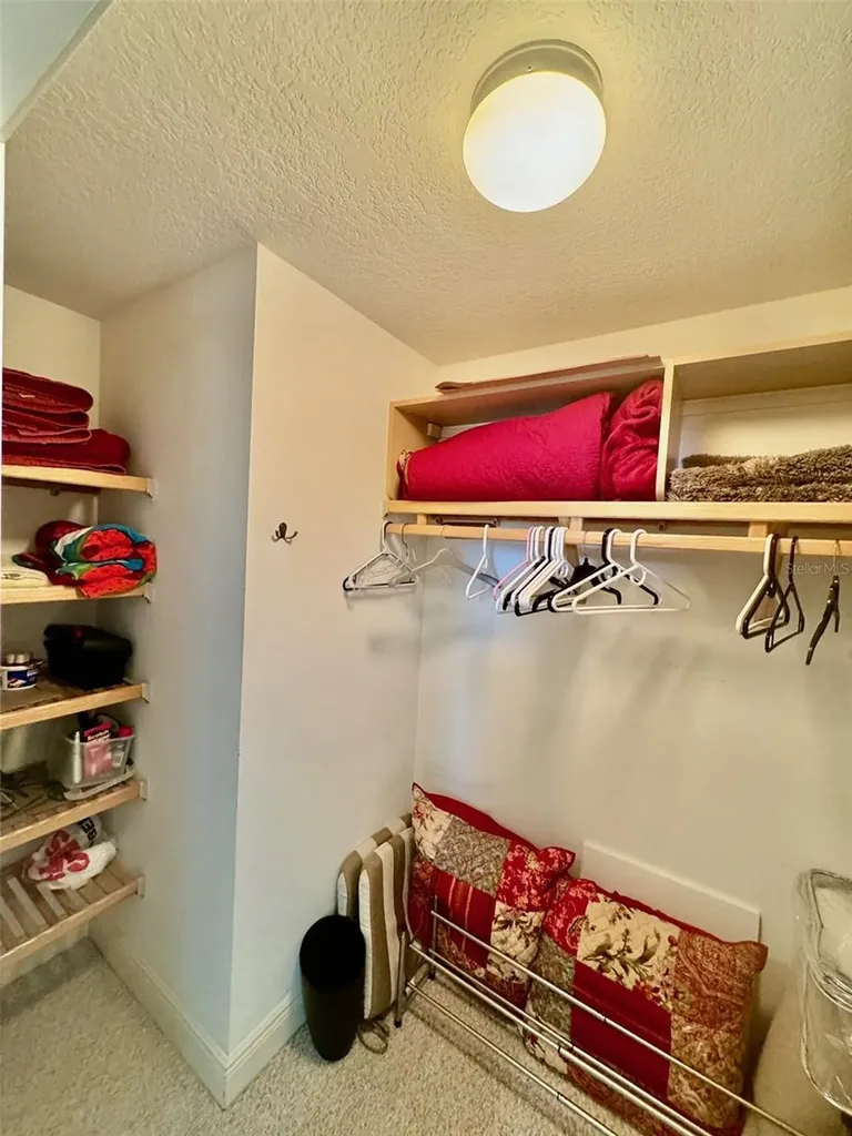 800 N Tamiami Trail Sarasota FL 34236