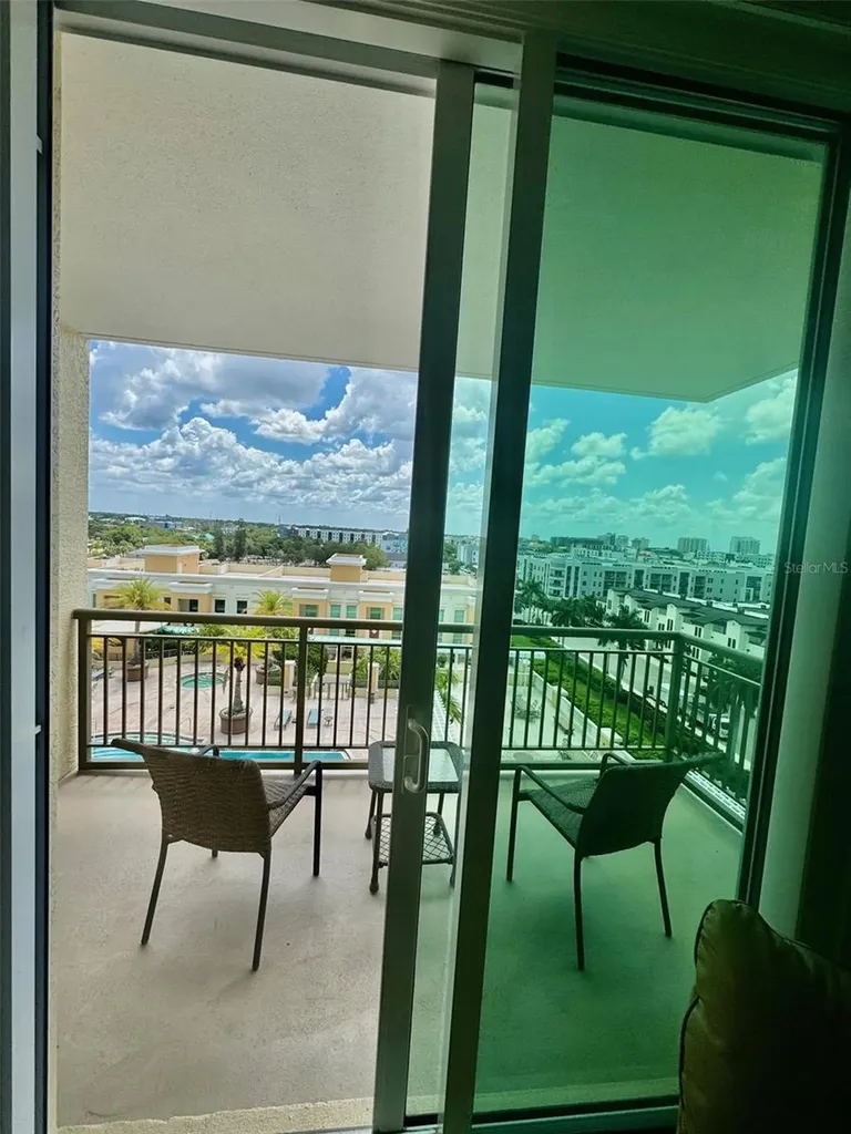 800 N Tamiami Trail Sarasota FL 34236