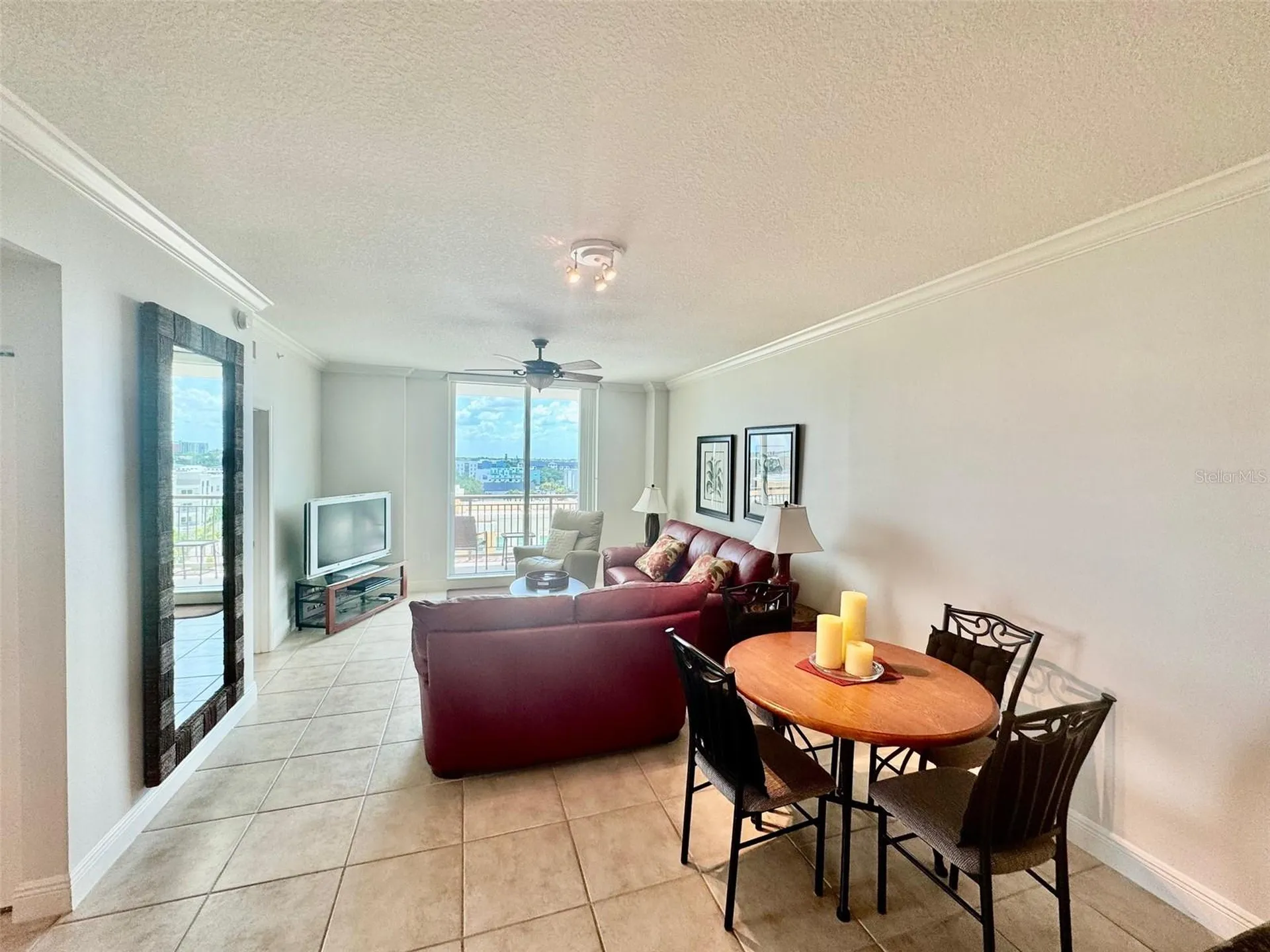 800 N Tamiami Trail Sarasota FL 34236