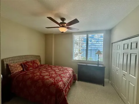 800 N Tamiami Trail Sarasota FL 34236