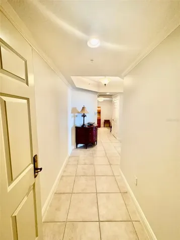 800 N Tamiami Trail Sarasota FL 34236