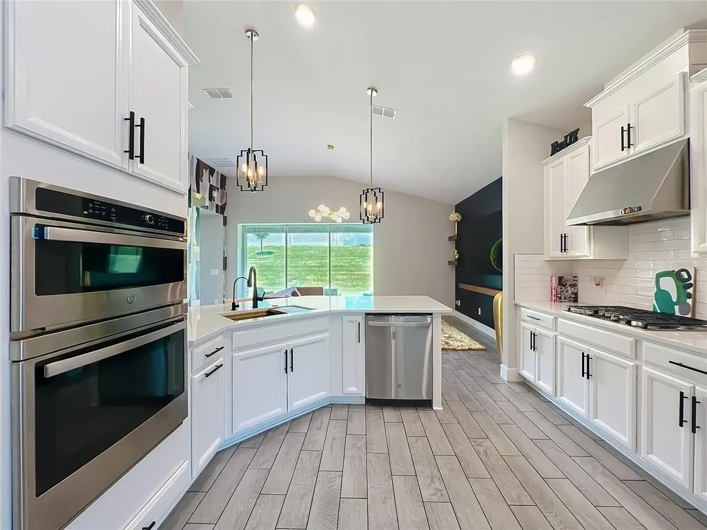 991 Lakeside Estates Drive Apopka FL 32703