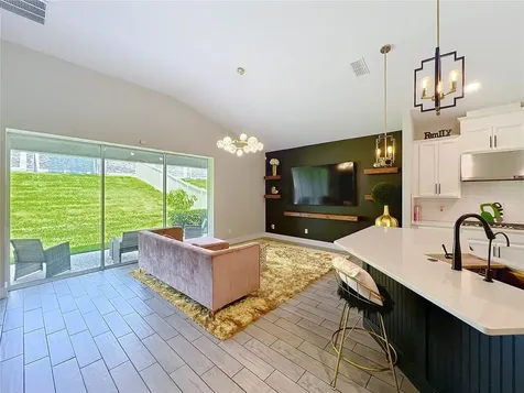 991 Lakeside Estates Drive Apopka FL 32703