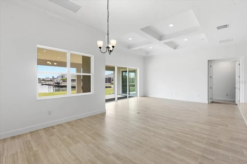 910 Signet Apollo Beach FL 33572