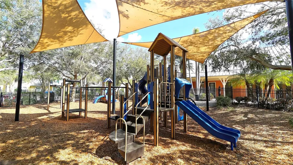 910 Signet Apollo Beach FL 33572