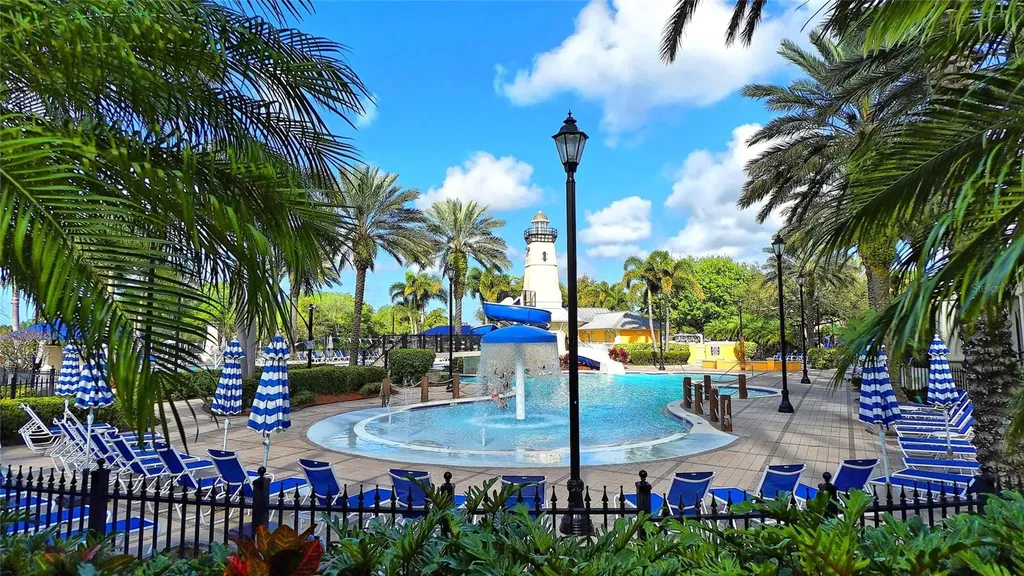 910 Signet Apollo Beach FL 33572