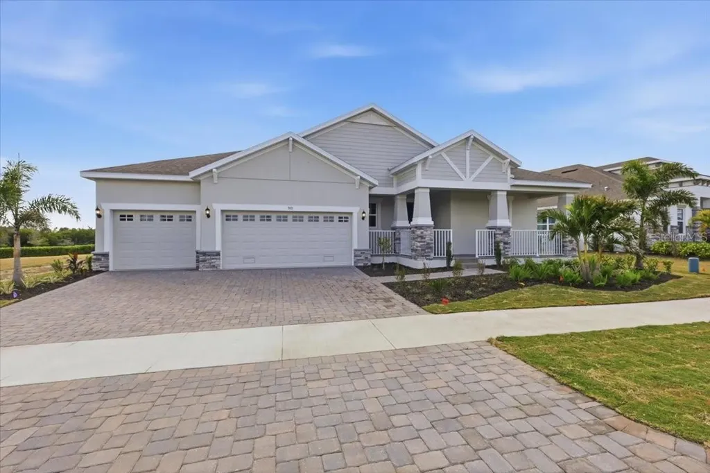 910 Signet Apollo Beach FL 33572