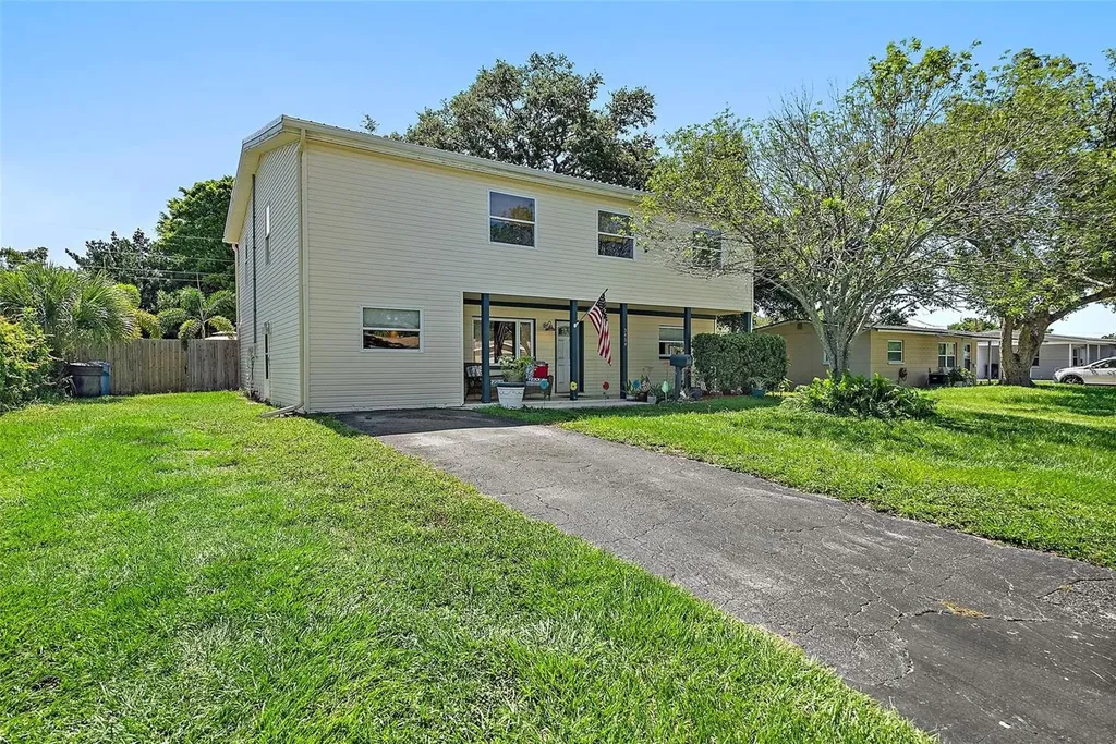 3464 79th Way N St Petersburg FL 33710