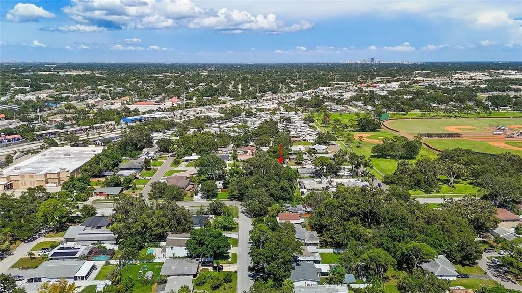 3464 79th Way N St Petersburg FL 33710