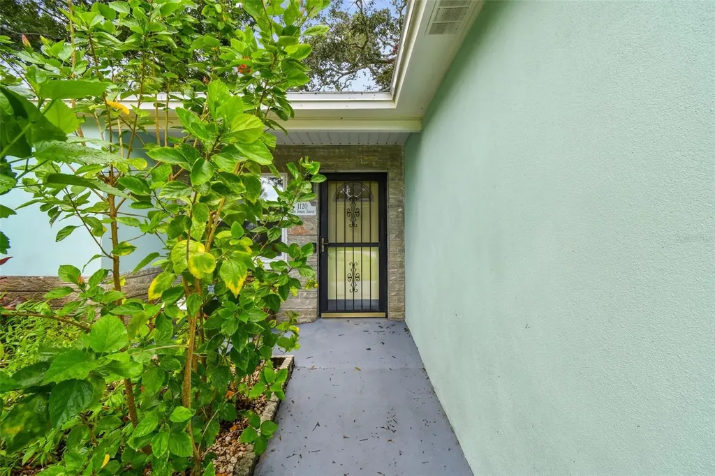 1120 Gray Street S Gulfport FL 33707