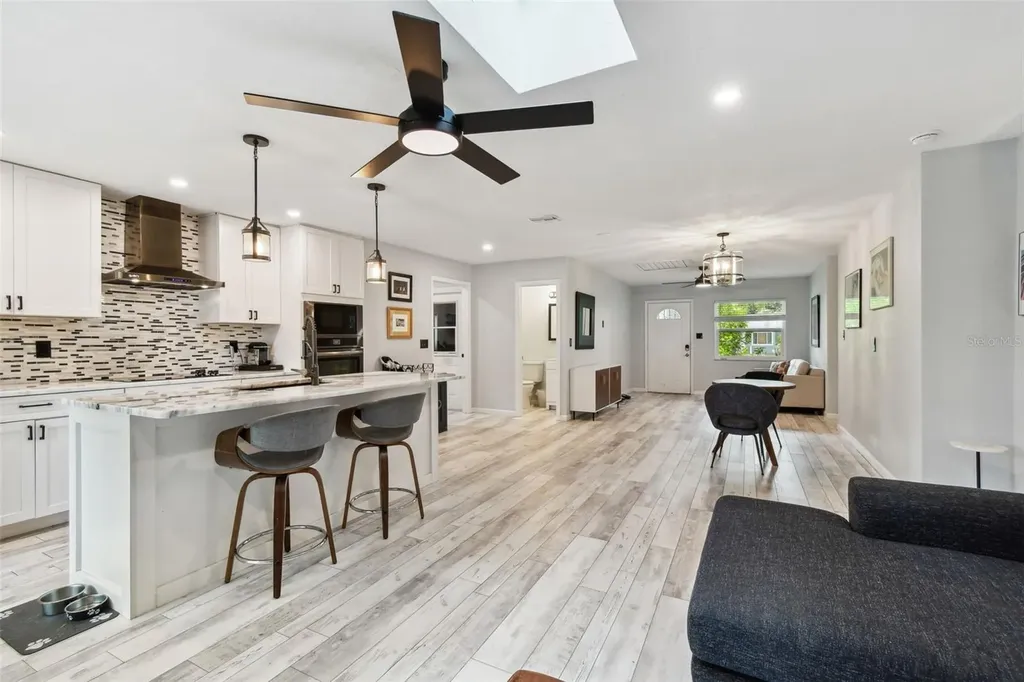 1120 Gray Street S Gulfport FL 33707