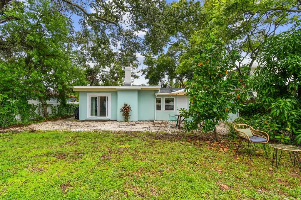 1120 Gray Street S Gulfport FL 33707
