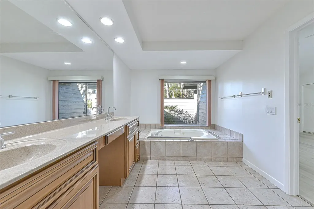 5355 Cobblestone Court Wesley Chapel FL 33543
