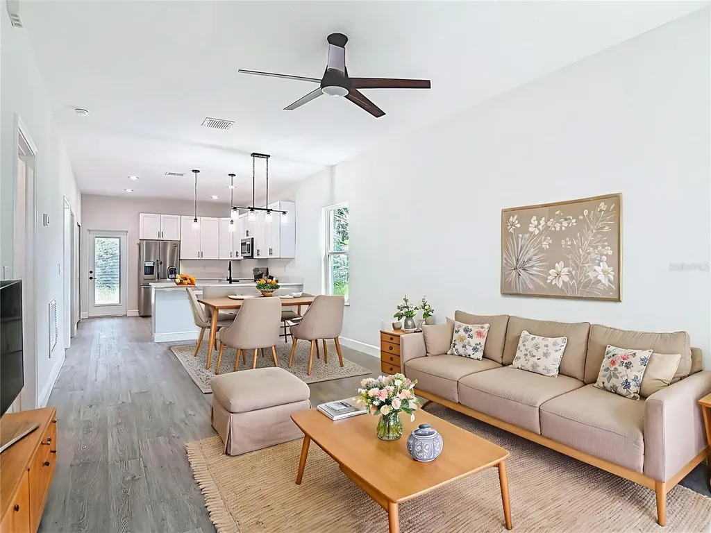 2445 Dolarway Street Sanford FL 32771