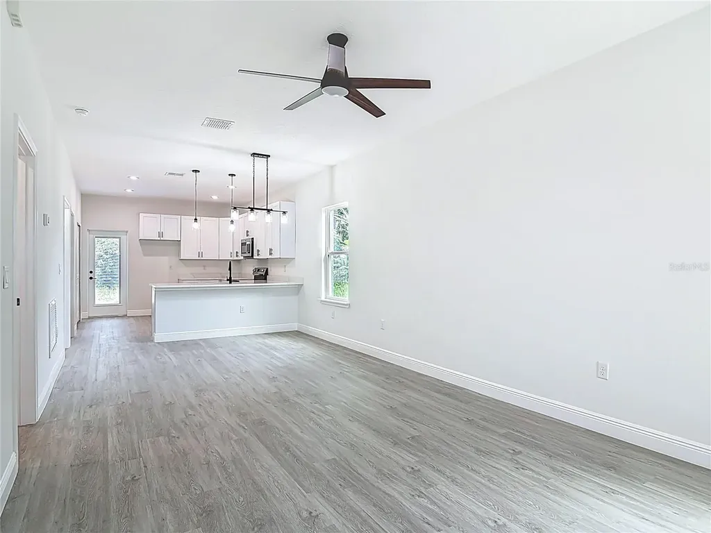 2445 Dolarway Street Sanford FL 32771