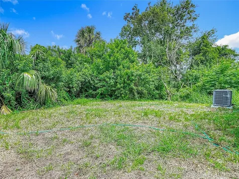 2445 Dolarway Street Sanford FL 32771