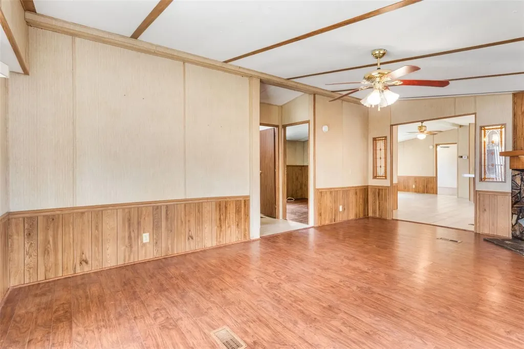 127 E Northside Drive Lake Wales FL 33853