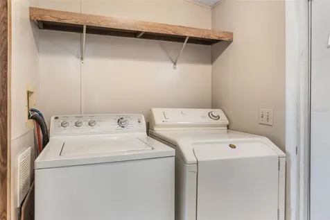 127 E Northside Drive Lake Wales FL 33853