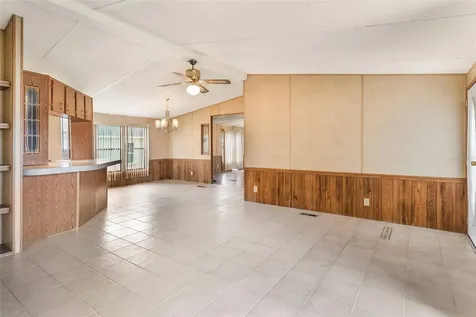 127 E Northside Drive Lake Wales FL 33853