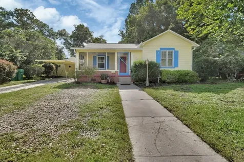 435 N Kentucky Avenue Deland FL 32724