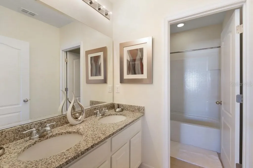 8012 Oak Shadow Court Davenport FL 33837