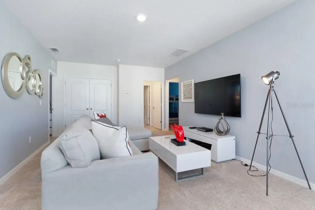 8012 Oak Shadow Court Davenport FL 33837