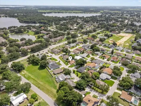 307 Sterling Drive Winter Haven FL 33884