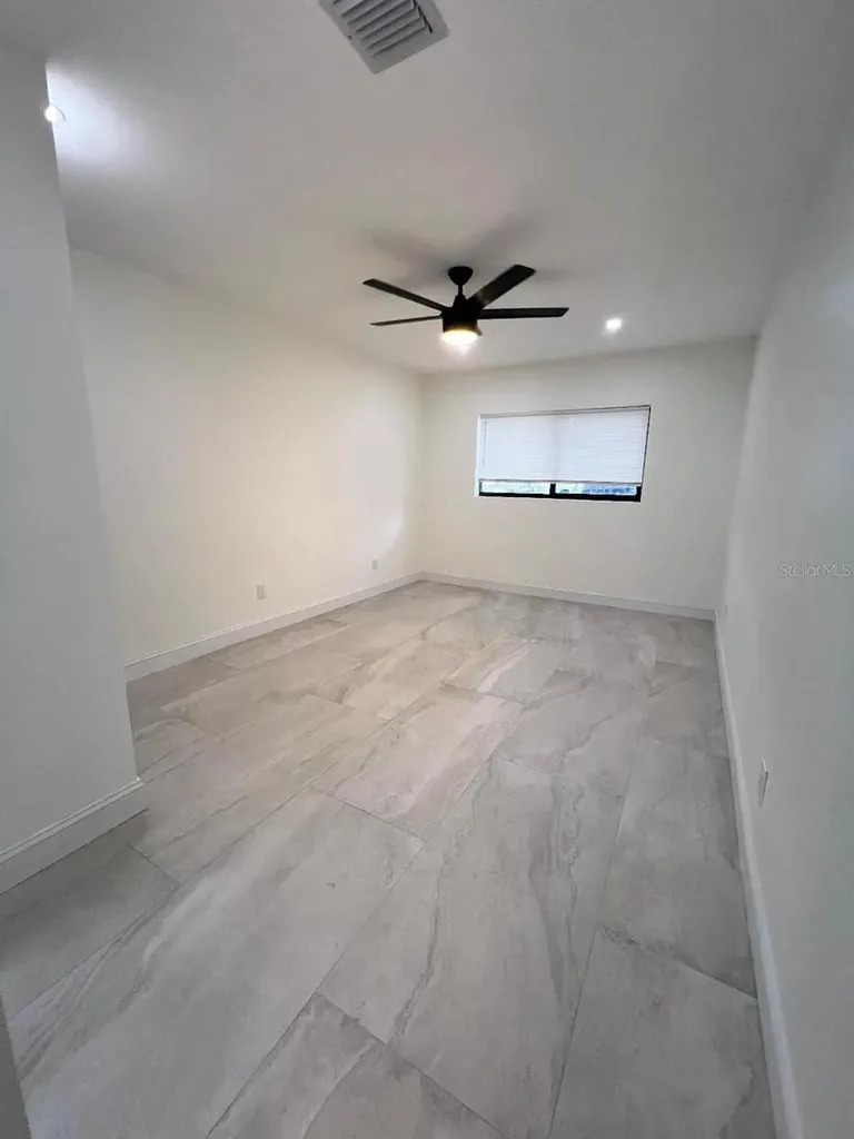 1718 Bayshore Boulevard Dunedin FL 34698