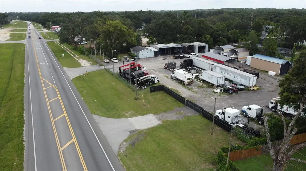 11679 N 301 Highway Thonotosassa FL 33592