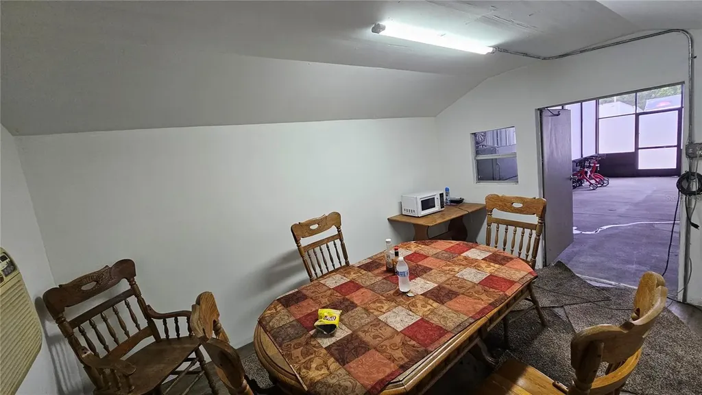 11679 N 301 Highway Thonotosassa FL 33592